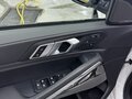 2021 BMW X6 40i III (G06), белый, 8590000 рублей - вид 8