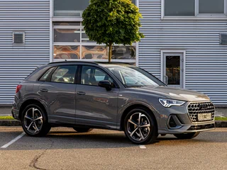 2025 Audi Q3 45 TFSI II (F3), серый, 3835000 рублей, вид 3