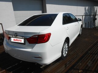 2013 Toyota Camry VII (XV50), белый, 1450000 рублей, вид 4