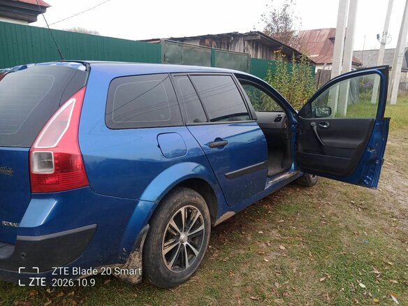 2007 Renault Megane II Рестайлинг, синий, 420000 рублей - вид 5