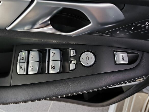 2022 Alpina XB7 G07 Рестайлинг, серый, 16640000 рублей - вид 10