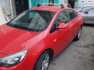 2012 Opel Astra J Рестайлинг, красный, 550000 рублей, вид 4