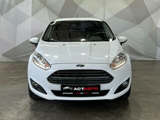 2017 Ford Fiesta Mk6 Рестайлинг, белый, 1050000 рублей, вид 2
