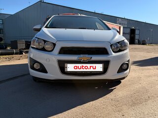 2015 Chevrolet Aveo II, белый, 1000000 рублей, вид 2