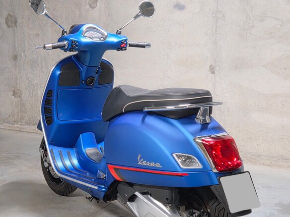 2019 Vespa GTS Super 300, синий, 560000 рублей - вид 7