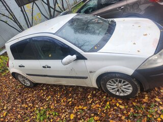 2008 Renault Megane II Рестайлинг, белый, 350000 рублей, вид 2
