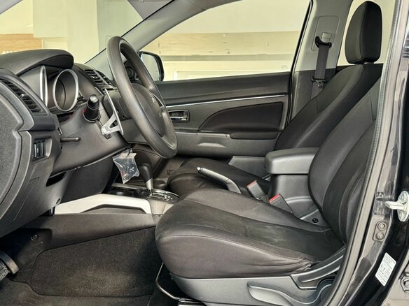 2014 Mitsubishi ASX I Рестайлинг, чёрный, 1240000 рублей - вид 15