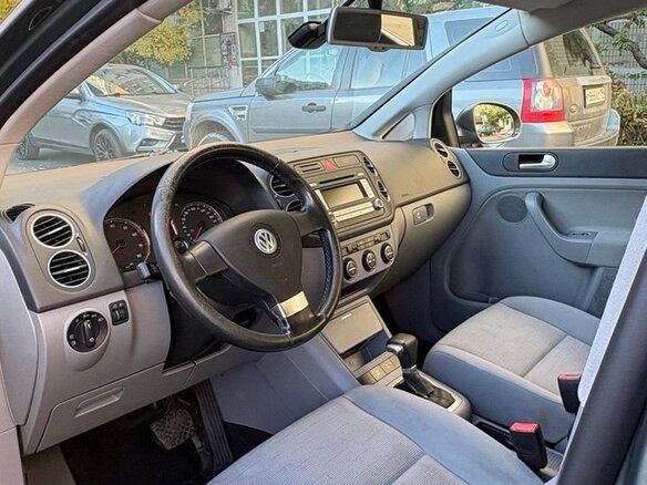 2008 Volkswagen Golf Plus I, серый, 520000 рублей - вид 12