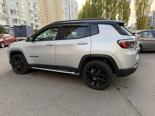 2024 Jeep Compass II Рестайлинг, серебристый, 2250000 рублей, вид 5