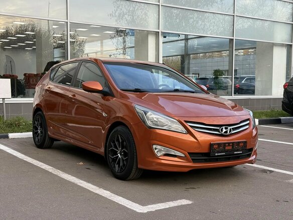 2014 Hyundai Solaris I Рестайлинг, оранжевый, 780000 рублей