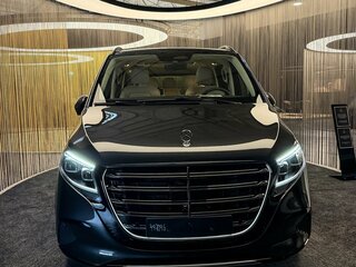 2026 Mercedes-Benz V-Класс Extra Long 300 d экстра длинный III (W447) Рестайлинг 2, чёрный, 15990000 рублей, вид 2