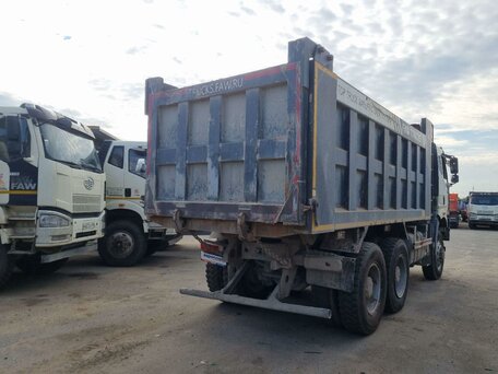 2023 FAW J6 CA3250, белый, 3350000 рублей, вид 2