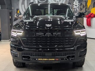 2026 Ram 1500 Crew Cab eTorque V Рестайлинг, чёрный, 11250000 рублей, вид 4