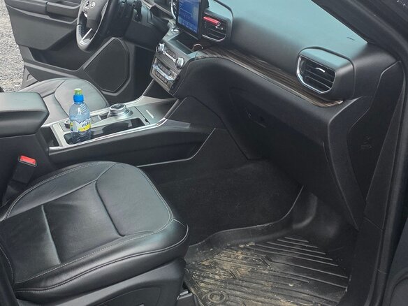 2020 Ford Explorer VI, чёрный, 3800000 рублей - вид 15