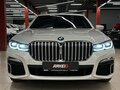2019 BMW 7 серии Long 730Ld xDrive VI (G11/G12) Рестайлинг, белый, 7899000 рублей - вид 2