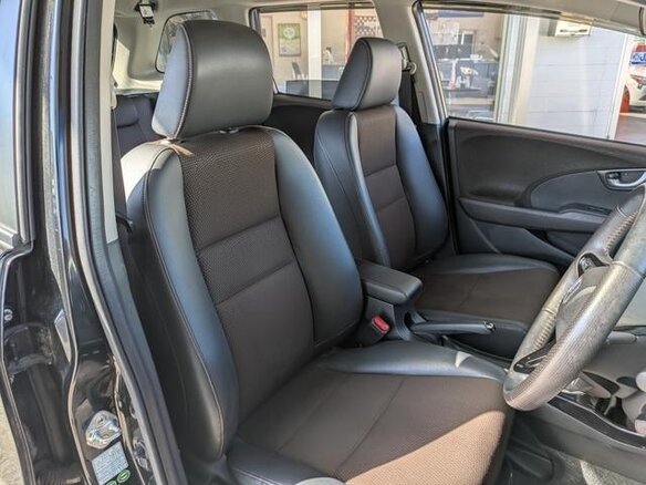 2015 Honda Fit Shuttle I Рестайлинг, чёрный, 705000 рублей - вид 9