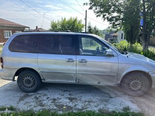 2005 Kia Carnival I Рестайлинг, серебристый, 350000 рублей, вид 2