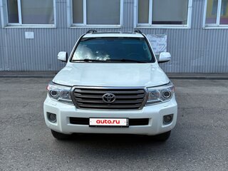 2013 Toyota Land Cruiser 200 Series Рестайлинг 1, белый, 4150000 рублей, вид 2