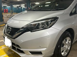 2020 Nissan Note II Рестайлинг, серебристый, 1100000 рублей, вид 4
