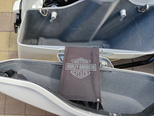2018 Harley-Davidson Road Glide Special, белый - вид 26