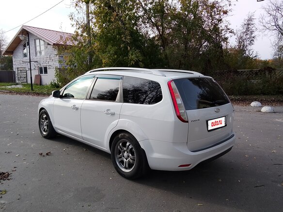 2010 Ford Focus II Рестайлинг, белый, 665000 рублей - вид 12