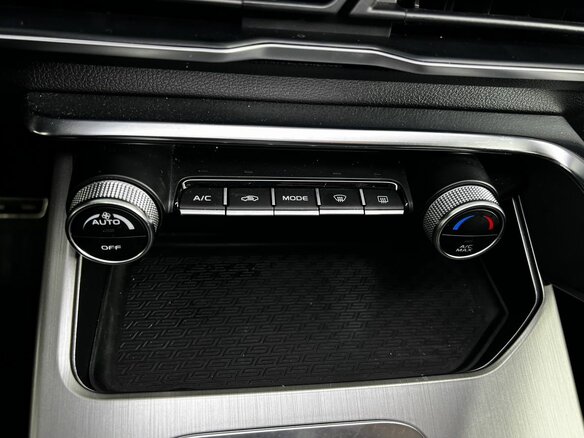2020 Geely Coolray I, оранжевый, 1590000 рублей - вид 15