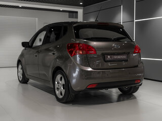 2014 Kia Venga I, коричневый, 995000 рублей, вид 4