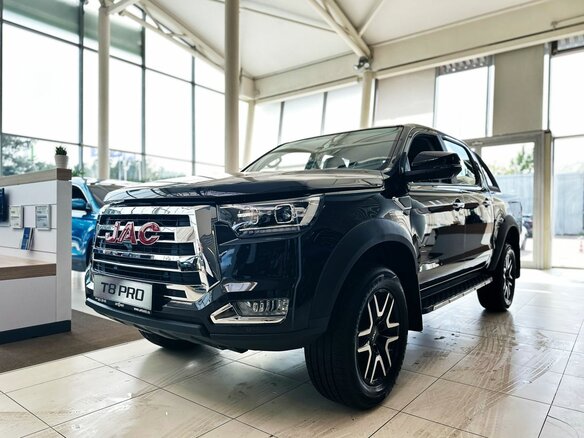 2026 JAC T8 Pro, чёрный, 3130000 рублей