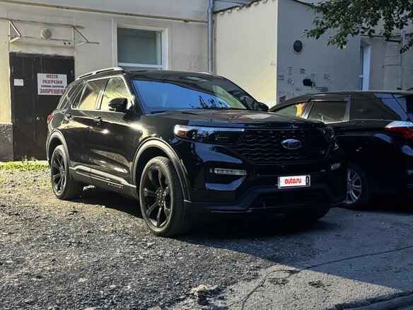 2022 Ford Explorer VI, чёрный, 4550000 рублей - вид 1