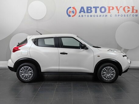 2013 Nissan Juke I, белый, 818000 рублей, вид 5