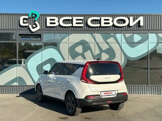 2021 Kia Soul III, белый, 1685000 рублей, вид 3