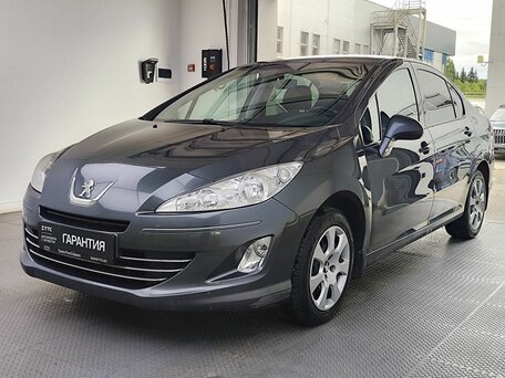 Peugeot 408 I