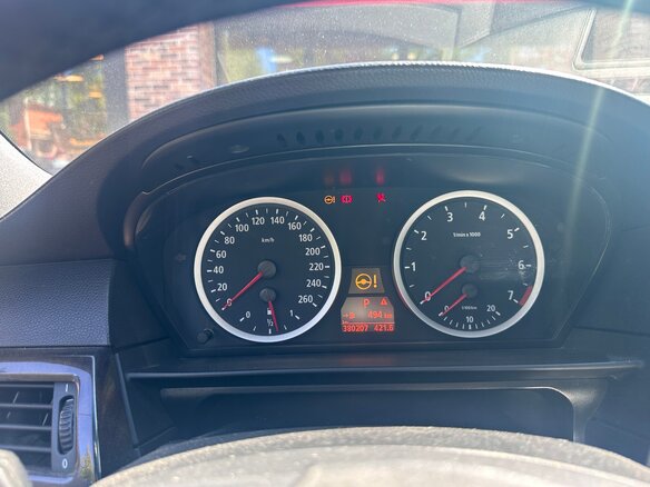 2004 BMW 5 серии 530i V (E60/E61), серебристый - вид 5