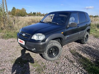2009 Chevrolet Niva I, чёрный, 450000 рублей, вид 1