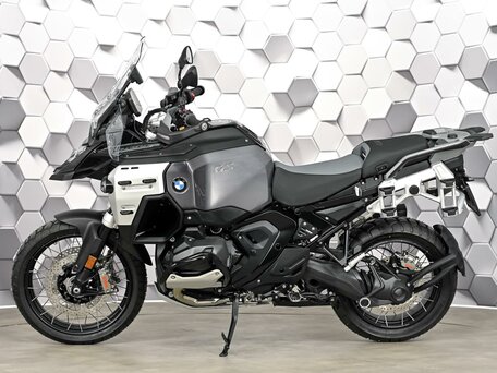 2025 BMW R 1300 GS Adventure, чёрный, 2899000 рублей, вид 4