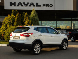 2016 Nissan Qashqai II, белый, 1613000 рублей, вид 4