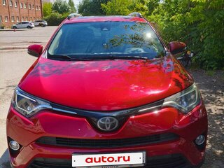 2017 Toyota RAV4 IV (XA40) Рестайлинг, красный, 2800000 рублей, вид 4