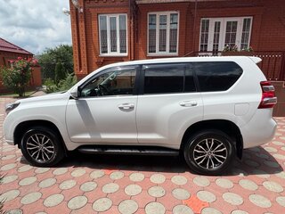 2015 Toyota Land Cruiser Prado 150 Series Рестайлинг 1, белый, 4100000 рублей, вид 3