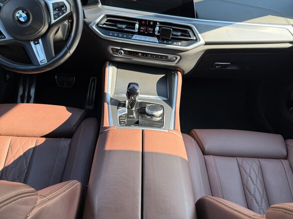 2022 BMW X6 30d III (G06), белый, 9900000 рублей - вид 23