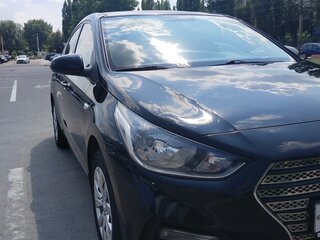 2017 Hyundai Solaris II, чёрный, 1050000 рублей, вид 1