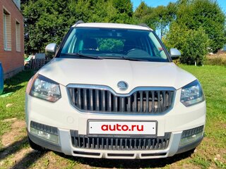 2014 Skoda Yeti I Рестайлинг, белый, 1180000 рублей, вид 3