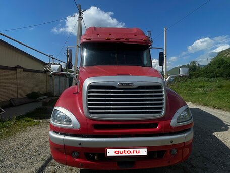 2003 Freightliner Columbia, красный, 1350000 рублей, вид 2