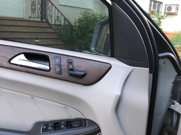 2013 Mercedes-Benz GL-Класс 350 II (X166), серебристый, 2400000 рублей - вид 10