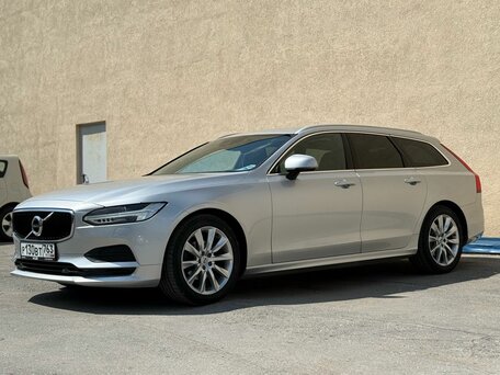Volvo V90 II