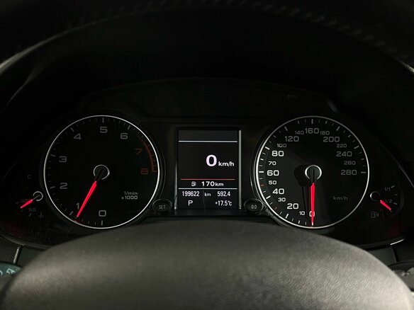 2012 Audi Q5 I (8R) Рестайлинг, чёрный, 1730000 рублей - вид 12