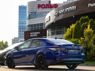 2021 Toyota Camry VIII (XV70) Рестайлинг, синий, 2660000 рублей, вид 5