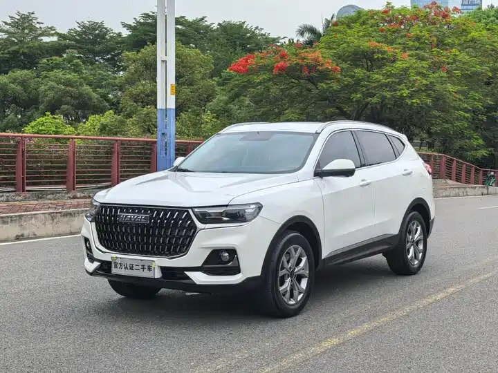 Открыть фотографии: Haval H6 II Рестайлинг