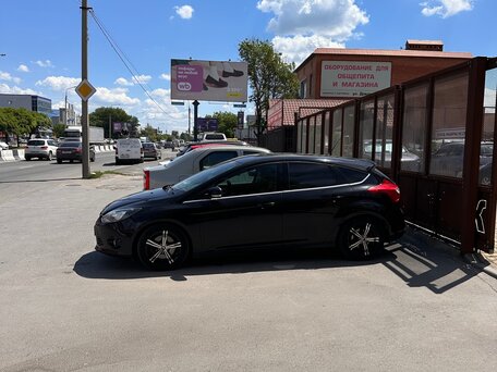 2011 Ford Focus III, чёрный, 750000 рублей, вид 4