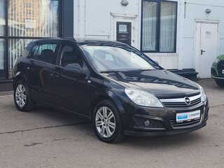2010 Opel Astra H Рестайлинг, чёрный, 645000 рублей, вид 3
