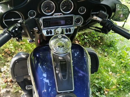 2005 Harley-Davidson Electra Glide Revival, синий, 720000 рублей, вид 2